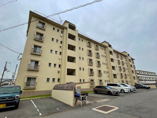 【杭瀬団地4号棟】外観