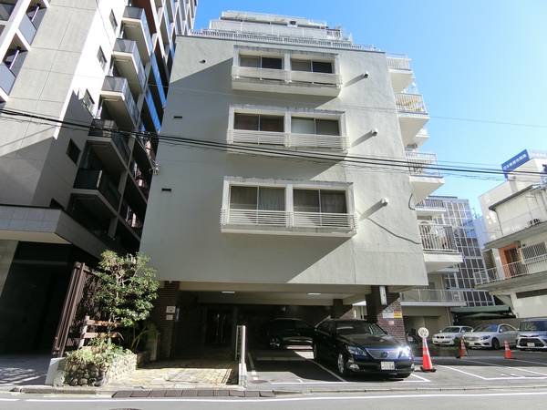 【南麻布マンション】外観