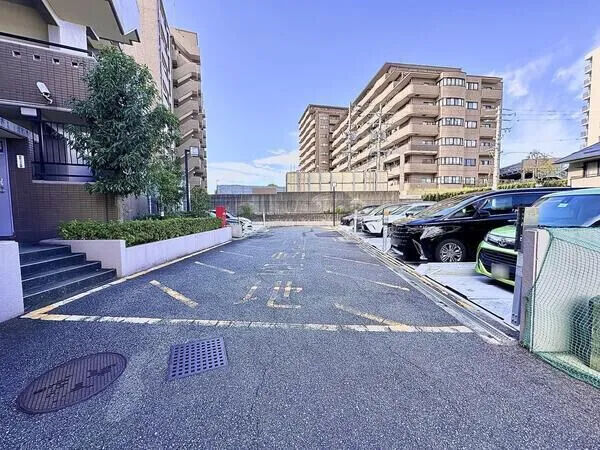 【日進シティハウス】駐車場 【日進シティハウス】駐車場