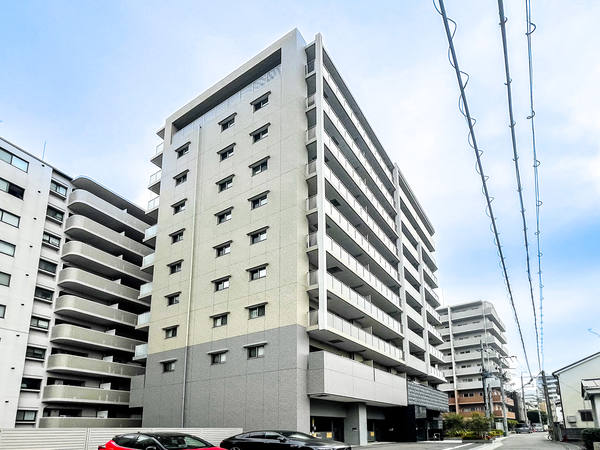 【プレサンスロジェ伊丹郷町】外観