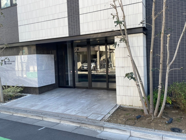 【コージーコート蕨】エントランス
