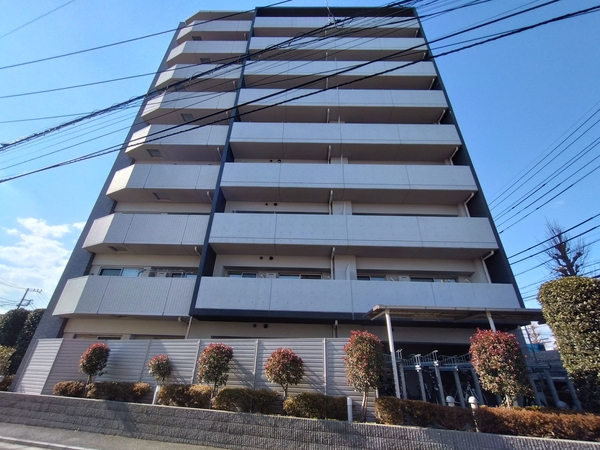 【コンフォルシア稲城長沼】外観