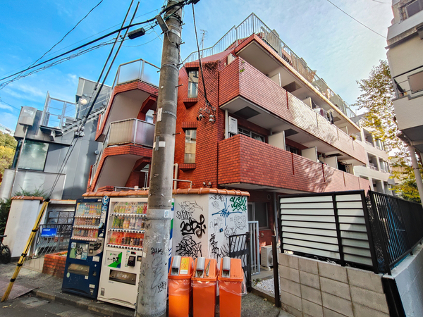 【メゾン・ド・原宿】外観 【メゾン・ド・原宿】外観