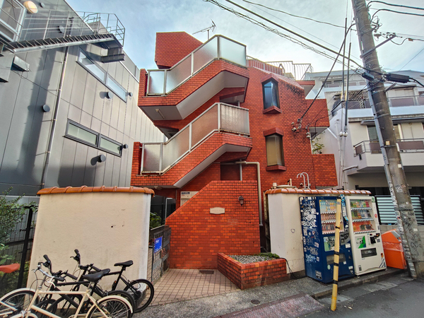 【メゾン・ド・原宿】外観 【メゾン・ド・原宿】外観