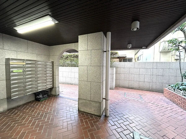 【赤坂ハウス】エントランス1 【赤坂ハウス】エントランス1