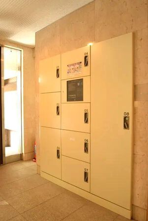 （宅配ボックス）