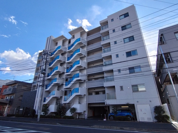 【セルアージュ横濱小机ルミナス】外観