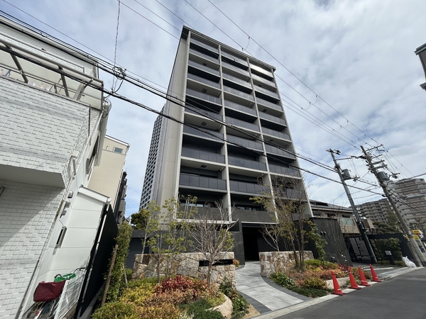【カサーレ鶴見ウエストプレイス】外観