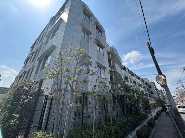 ザ・パームス三鷹ビバーチェ