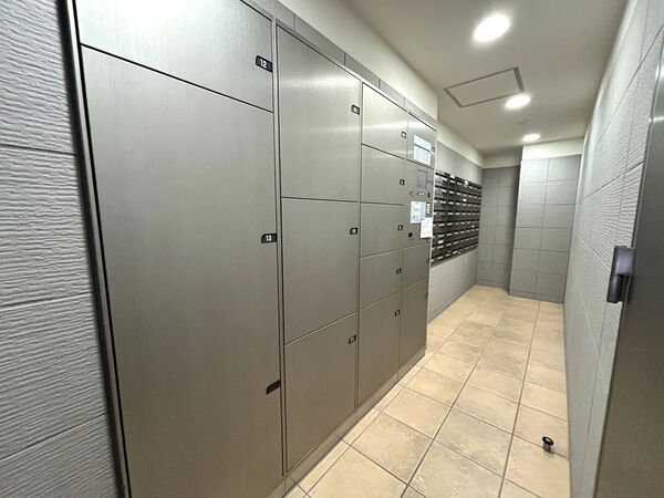 （宅配ボックス）