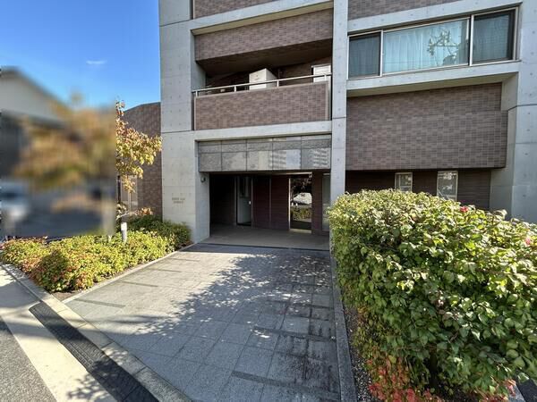 【コンツェルトパーク段原弐番館】エントランス