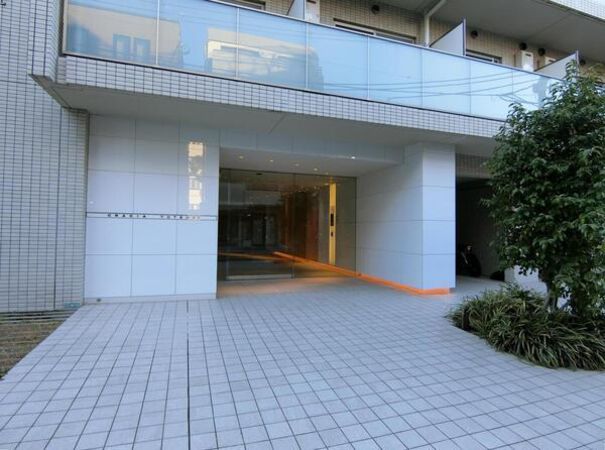 【クレイシア祐天寺】エントランス