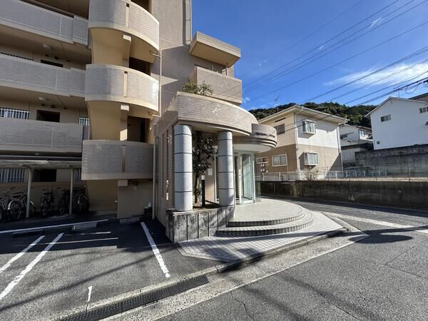 【戸坂くるめ木パークマンション】エントランス