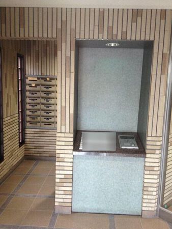 【グランドメゾン口田南】エントランス