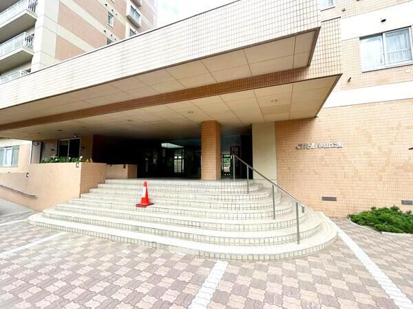 【ラポール永山公園】エントランス1