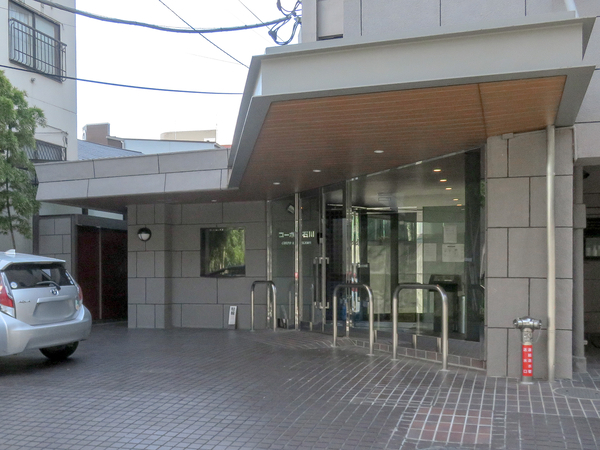 【コーポ小石川】エントランス 【コーポ小石川】エントランス