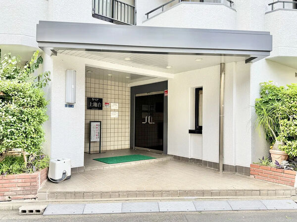 【イトーピア上池台】エントランス