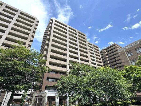 【キングスクエア北大阪パークフェリス】 Ⅱ番館 外観1 【キングスクエア北大阪パークフェリス】 Ⅱ番館 外観1