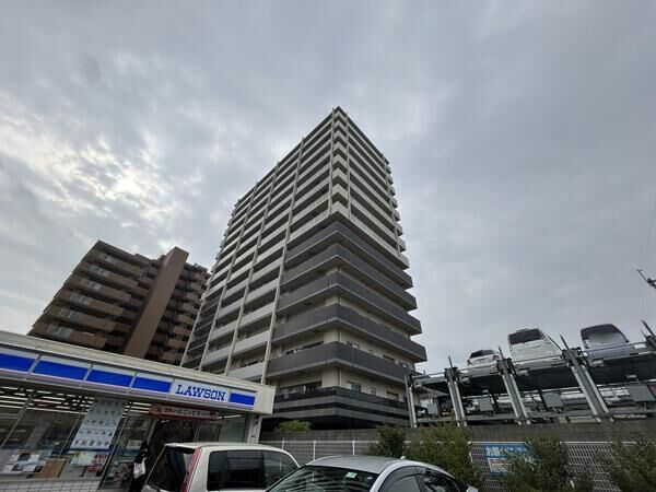 【アークレジデンス野崎駅前】外観