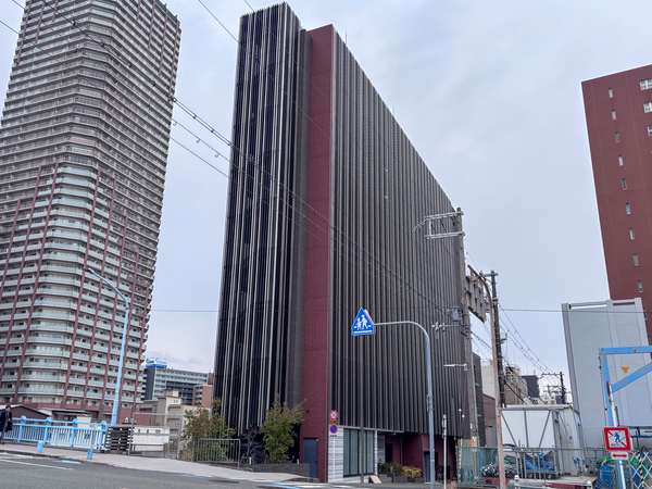 【ファーストフィオーレ阿波座アクア】外観