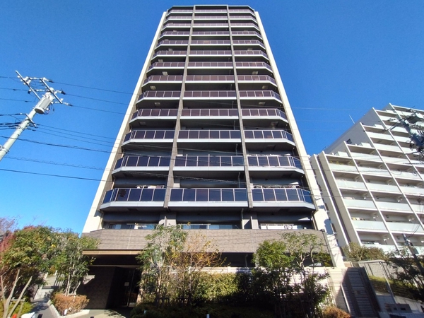 【クレアホームズ町田】外観