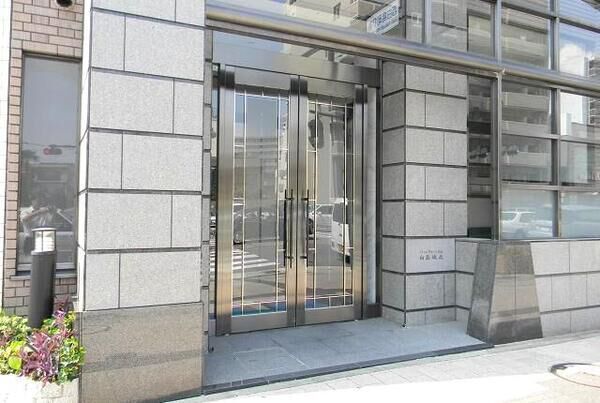 【パークハイム白島城北】エントランス1 【パークハイム白島城北】エントランス1