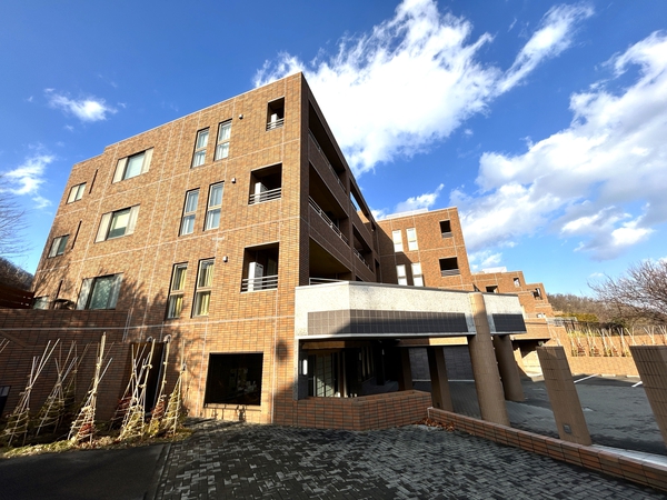 【D’グランセ宮の森】外観