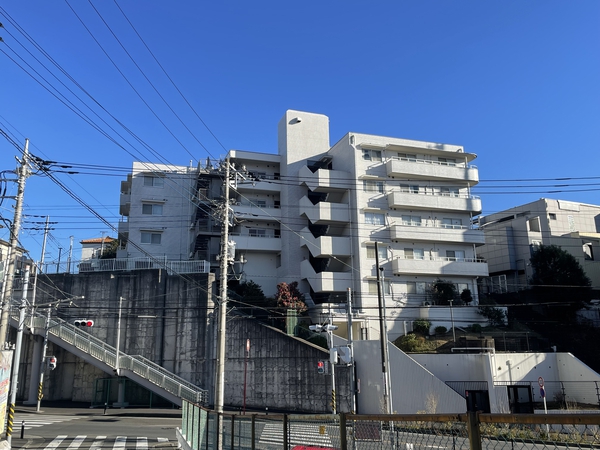 【ファミネス宮前平】外観