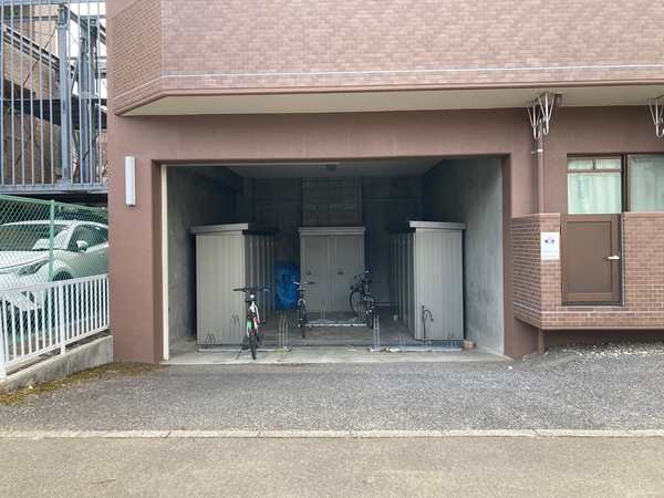 【サンシティ柏木1】駐輪場