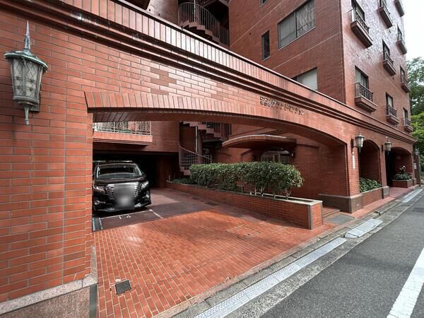 ロッコー銀山町グランドマンション