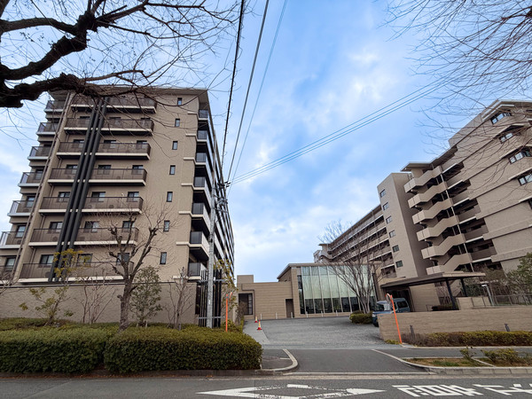 【ブランズシティ千里古江台】外観 【ブランズシティ千里古江台】外観