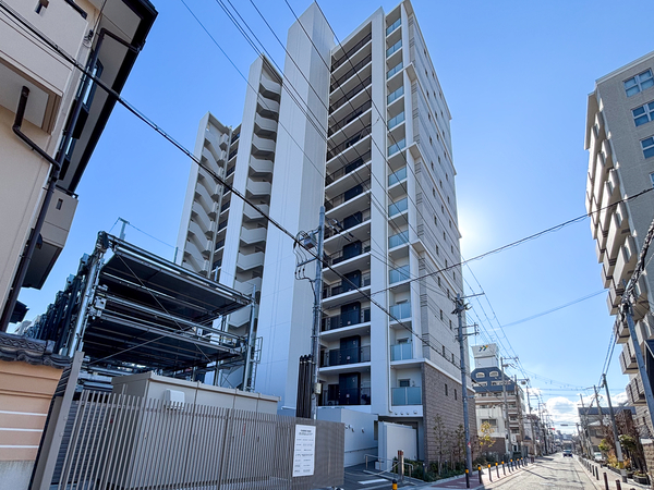 【ローレルコート北田辺】外観