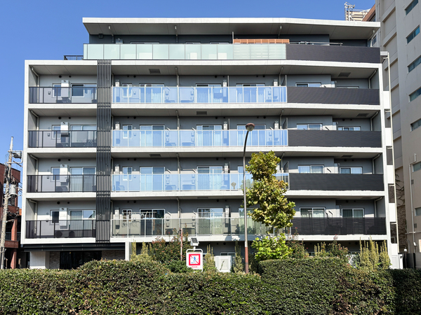 【パレステージ赤塚】外観