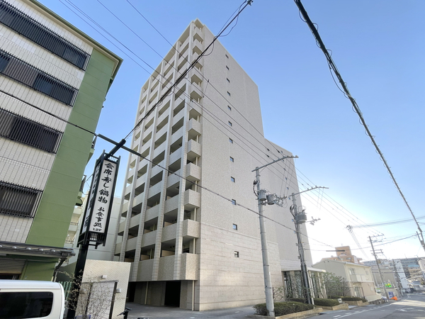 【レジュールアッシュ神戸元町】外観