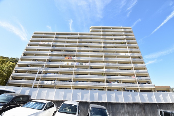 【ペルル中山南参番館】外観