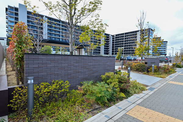 【パークホームズLaLa名古屋みなとアクルスガーデンスクエア】外観