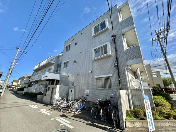 【クリオ平塚六番館】外観