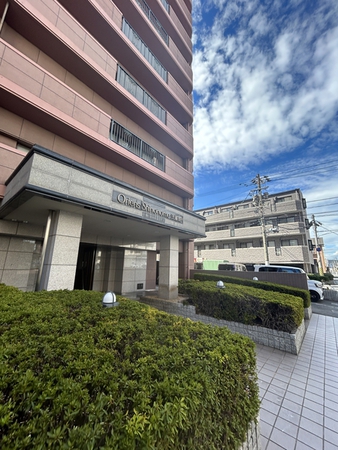 【オーリエンス東雲弐番館】エントランス