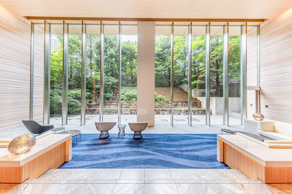 【パークコート虎ノ門】エントランスロビー1