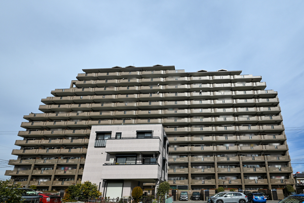 【ライオンズマンションニューシティ師勝】外観