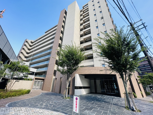 【ザ・パークハウス南千里】外観