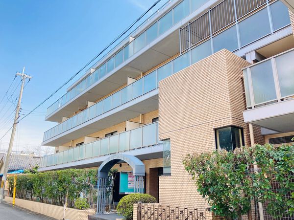 【グランドムール新丸太町】外観