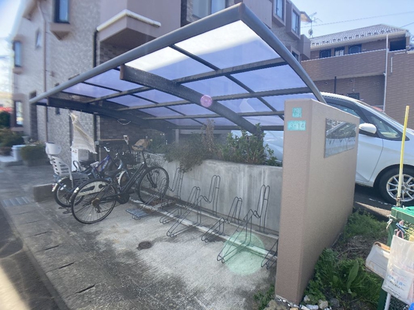 【ルナパレス旭丘堤】駐輪場