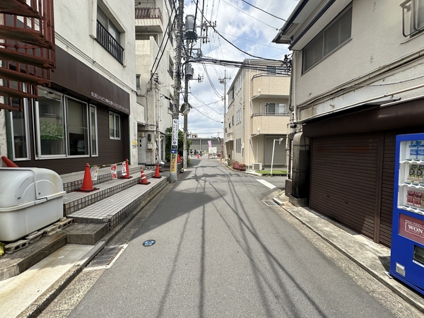 【大宮公園駅前マンション】前面道路