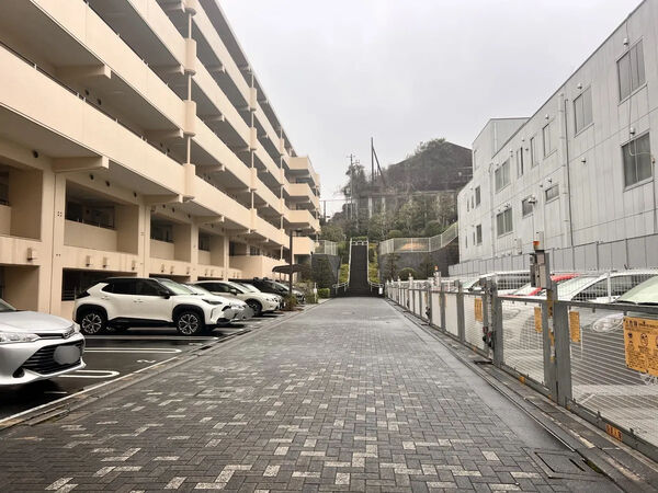 【根岸森林公園ハイツ】共用部分 【根岸森林公園ハイツ】共用部分