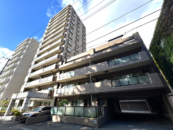 【アルス近代美術館】外観