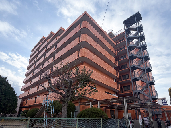 【ライオンズマンション高槻】外観