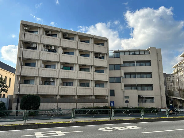 【メゾンドマドリエ】外観