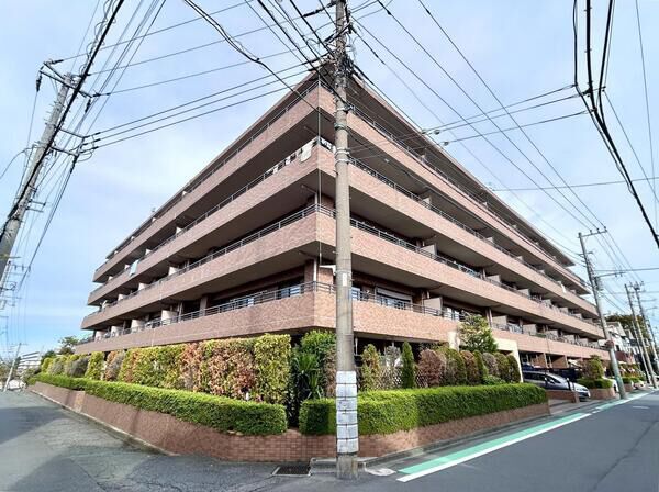 【コスモ保土ヶ谷パークフォルム】外観写真