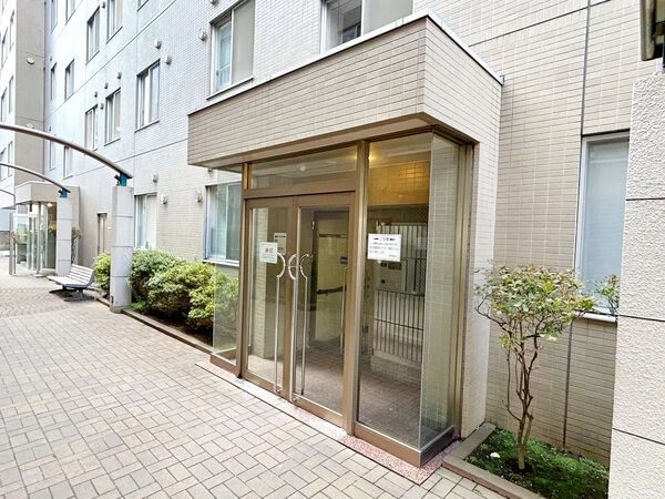 【ヴェルデ月寒】エントランス